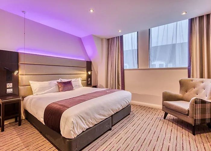 Premier Inn Premier Inn Dublin Cc Temple Bar Dublín